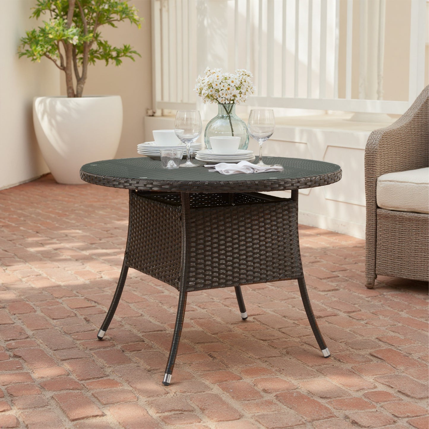 Garden Rattan Tempered Glass Top Round Table with Parasol Hole