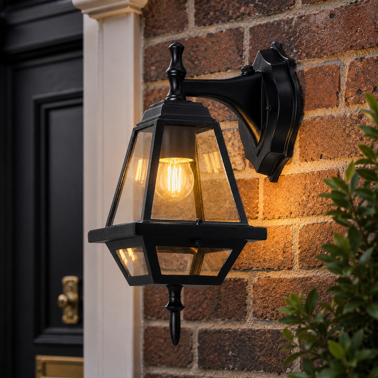 Black IP65 Weatherproof Outdoor Wall Light