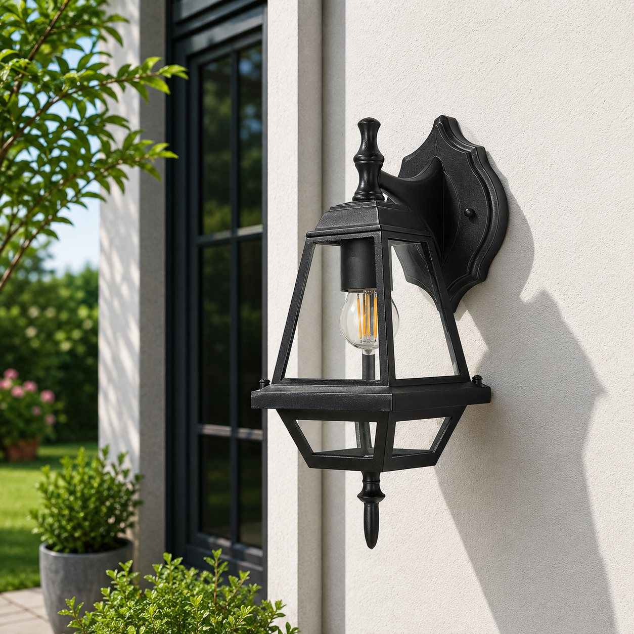 Black IP65 Weatherproof Outdoor Wall Light