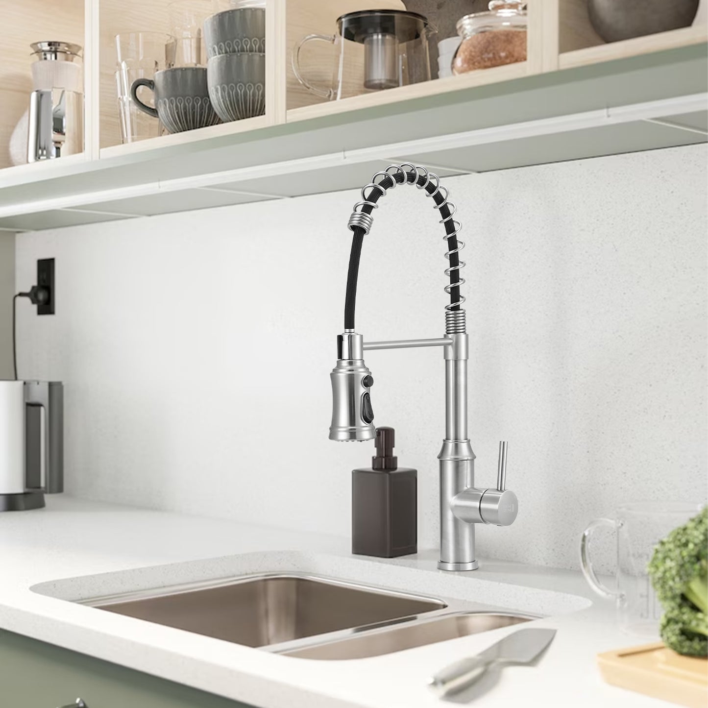 Kitchen Swivel Pulldown Faucet