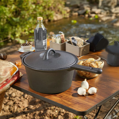 2.5L Pre-Seasoned Cast Iron Saucepan with Lid
