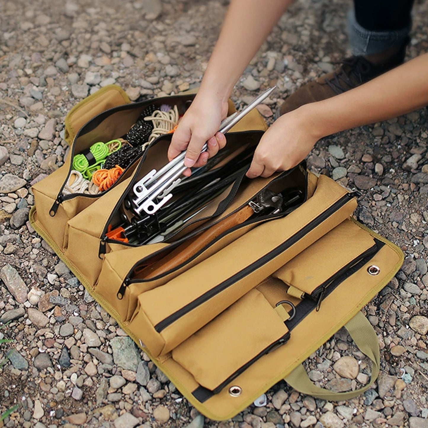 Roll Up Tool Storage Bag with 2 Detachable Tool Pockets