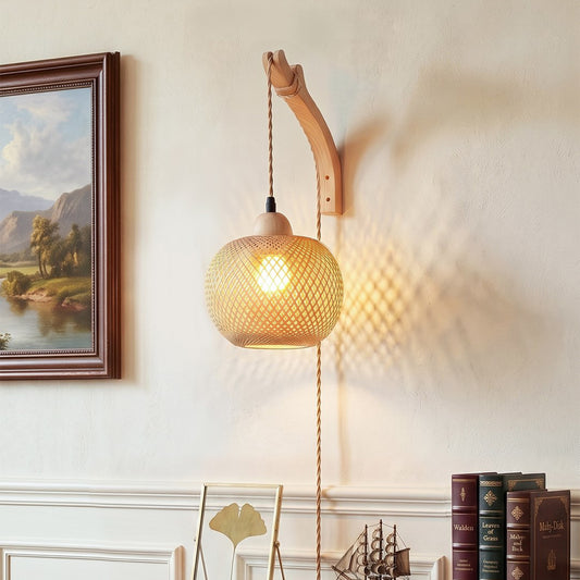 Bamboo Lampshade E27 Wall Light