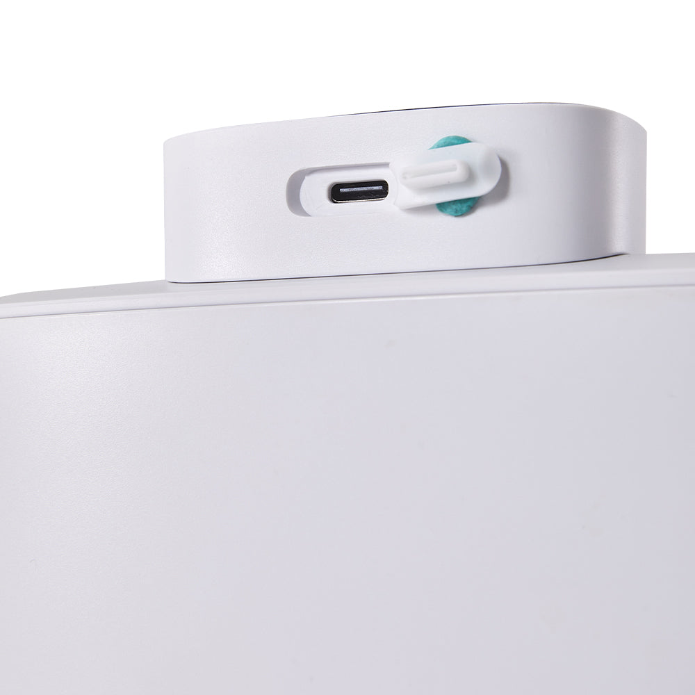 White Pet Water Fountain Ultra Quiet with Three Water Flow Modes